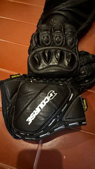 Mono Alpinestars + Botas Dainese + Guantes