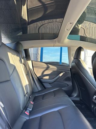 Tesla Model 3 2019 Performance.