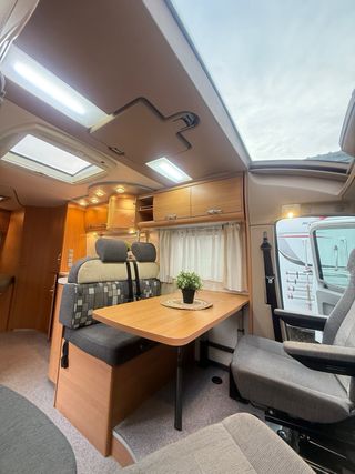 Autocaravana Knaus Nacional/portamotos/alta gama