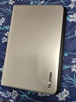 Portátil Toshiba Táctil