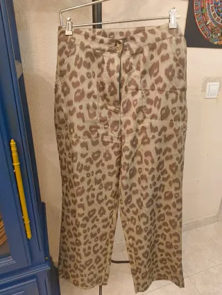 Pantalones estampado leopardo