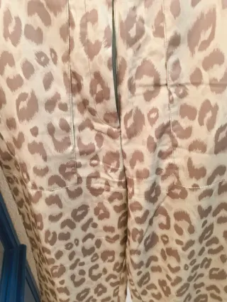Pantalones estampado leopardo