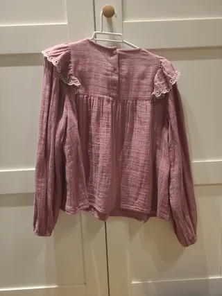 Blusa Mango rosa con volantes