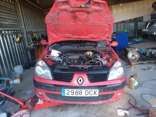 Renault Clio 2004