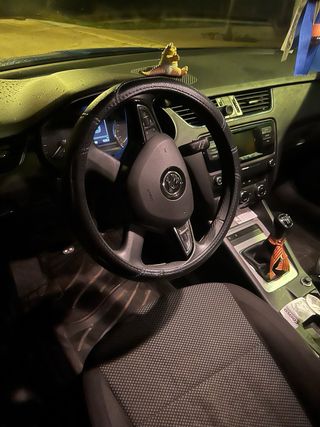 (ESCUCHO OFERTAS) Skoda Octavia 2015