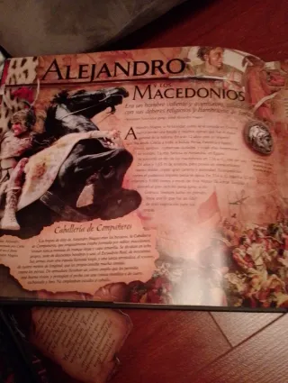 Guerreros (Despliega La Historia) (Spanish Edit...