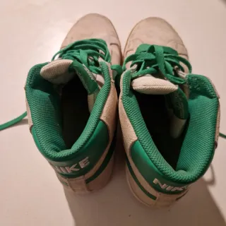 Zapatillas Nike Beige y Verde Talla 42