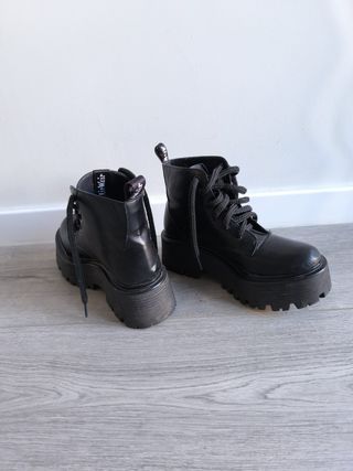 Botas Militares Plataforma Track Negras