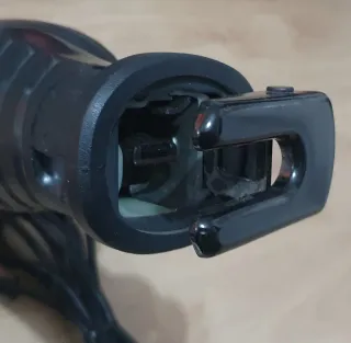 Sierra de sable Worx 800W