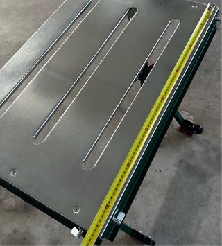 Mesa de trabajo plegable