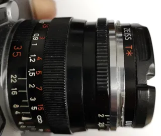 Objetivo Carl Zeiss Biogon 35mm F2 ZM T Leica M