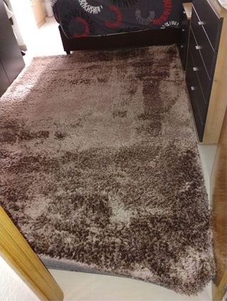 Alfombra pelo sintético