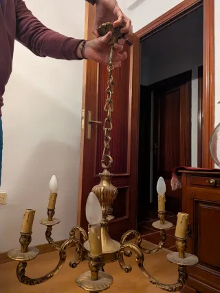 Lámpara araña de techo antigua