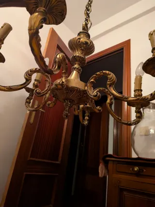 Lámpara araña de techo antigua