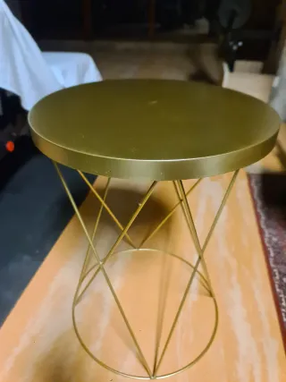 Solo por esta semana a 30€ mesita dorada