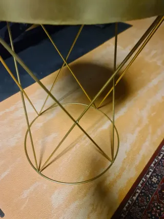 Solo por esta semana a 30€ mesita dorada