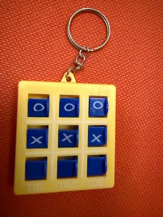 Portachiavi Tic Tac Toe – il Tris sempre con te!