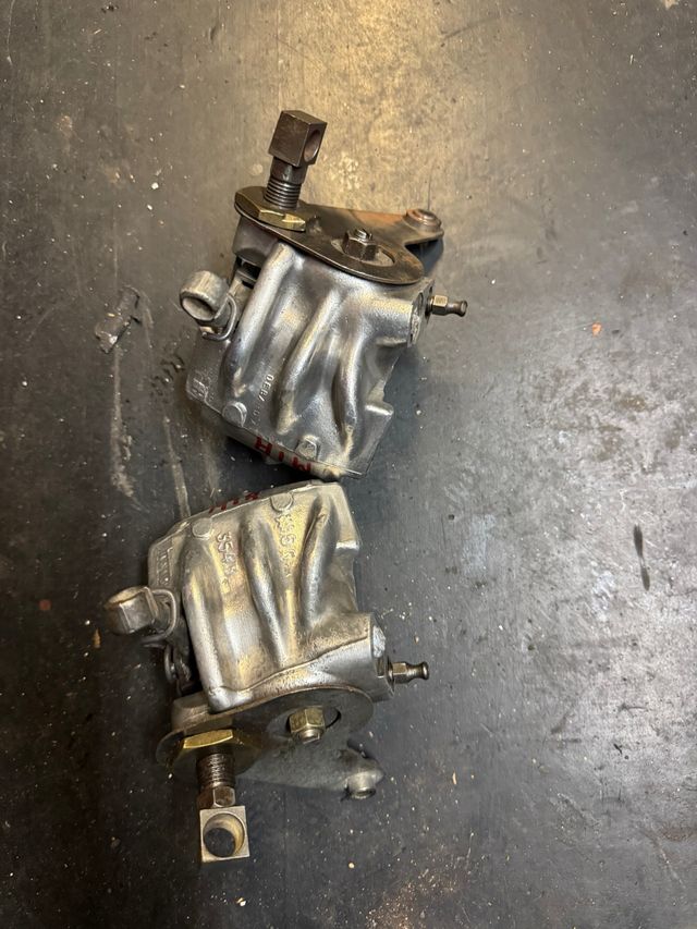 Pinzas Alpine A110 Renault 8 Gordini