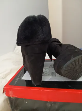 Botines de cuña negros talla 39