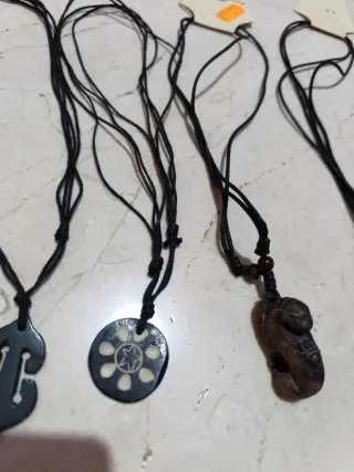 4 Colgantes con Cuerda