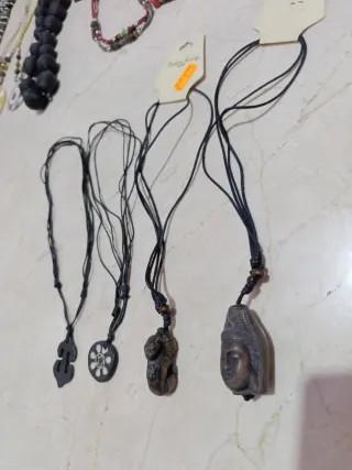 4 Colgantes con Cuerda