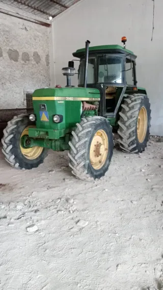 Tractor John Deere 3140 DT