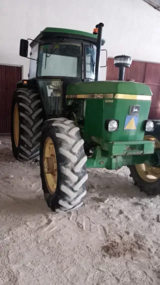 Tractor John Deere 3140 DT