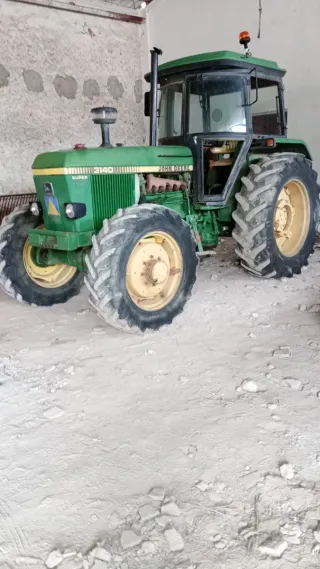 Tractor John Deere 3140 DT