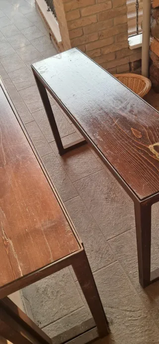 Set di tre panche in ferro e legno impilabili