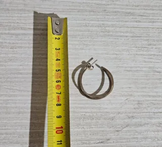 Pendientes aro dorados entrelazados