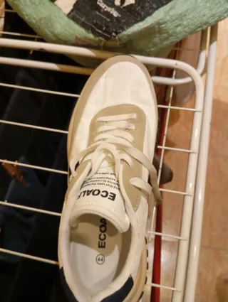 Zapatillas Ecoalf Beige y Blanco