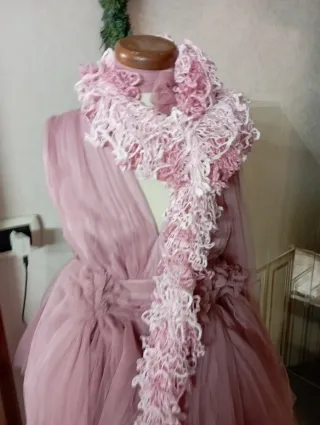 Scalda collo rosa e bianco