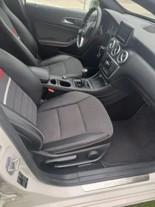 Mercedes-Benz Clase A 2015