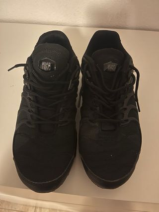Zapatillas Negras Deportivas Nike TN plus