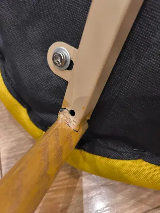 Silla Nórdica Amarilla Tapizada