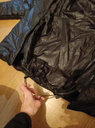 Abrigo premamá y porteo negro