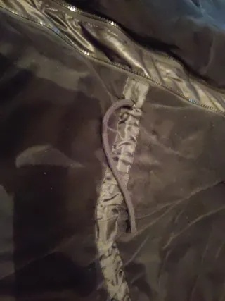 Abrigo premamá y porteo negro