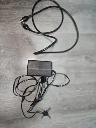 Consola Nintendo NS-81 Beige/Gris vintage.