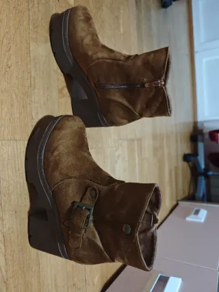 Botines marrones plataforma talla 37