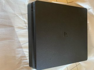Consola PS4 + 2 Mandos + GTA V