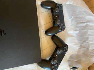 Consola PS4 + 2 Mandos + GTA V