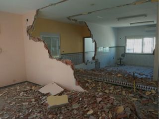 Se realizan demoliciones y retirada de escombros