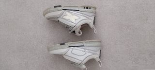 Louis Vuitton Skage Grises Blancas