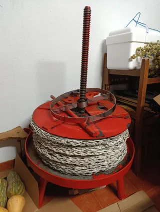 Prensa de Aceite , trituradora y amasadora