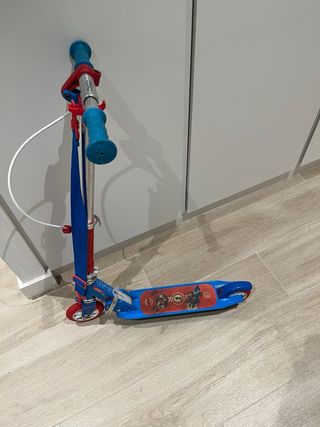 Patinete Oxelo azul y rojo