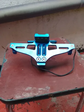 Suporte de Matrícula Universal Azul