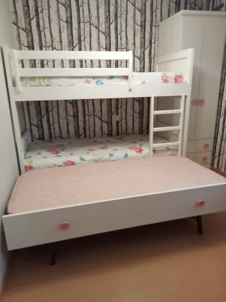 Litera triple madera 2 fijas más 1 cama nido
