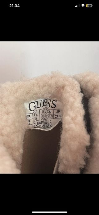 Botas Guess borreguito negras y blancas nuevas