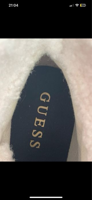 Botas Guess borreguito negras y blancas nuevas