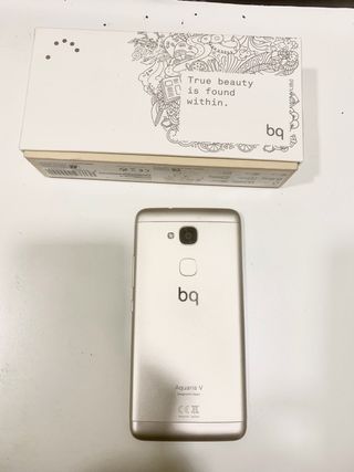 Teléfono BQ Aquaris V nuevo.